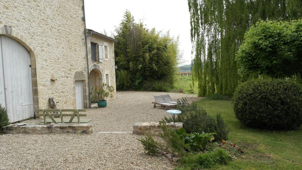 Hotel Les Foucauds Saint-Quentin-de-Caplong Exterior foto